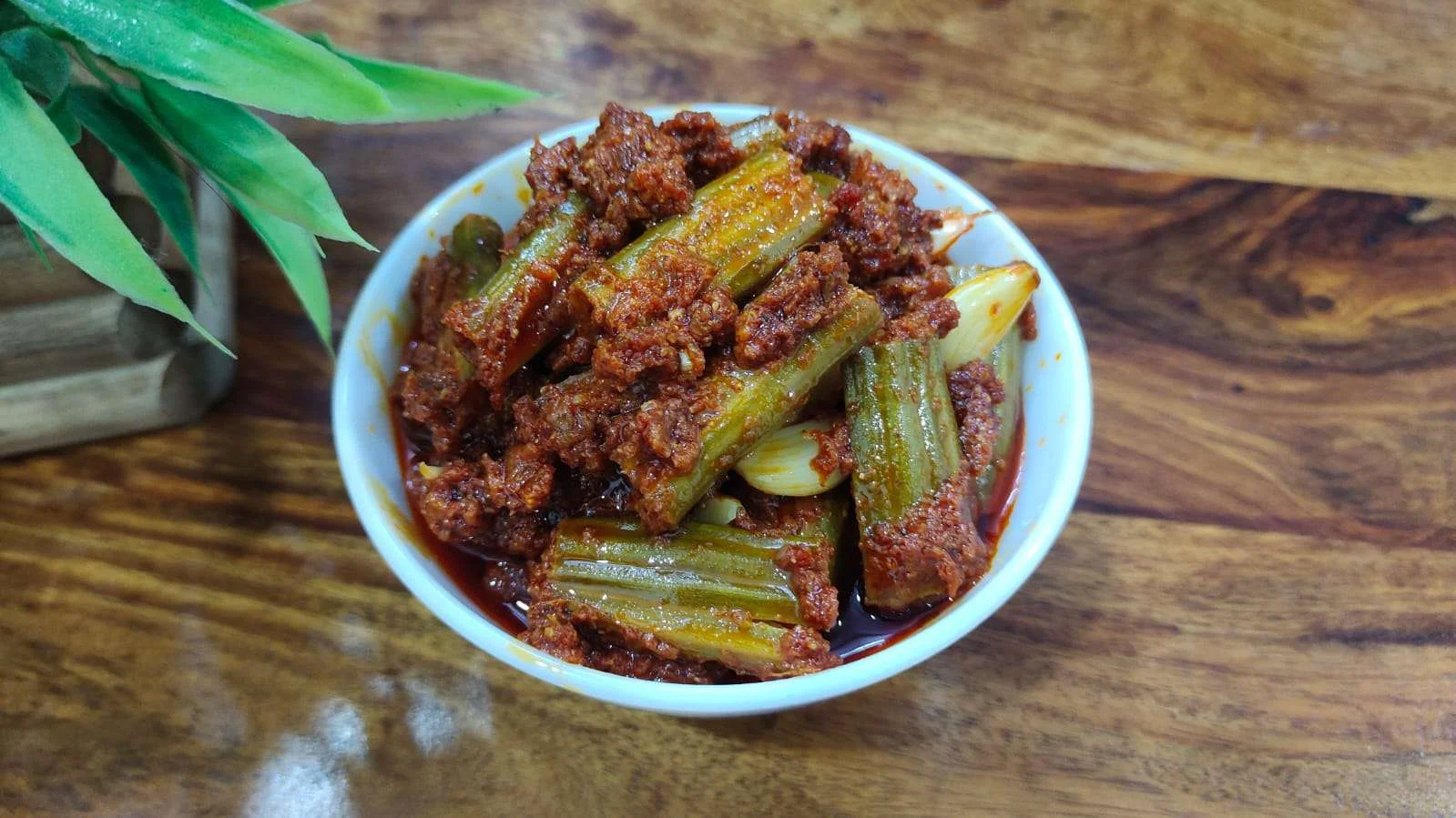Home made drumstick pickle